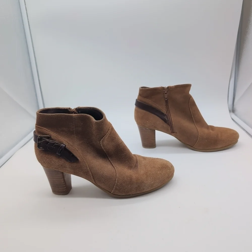 Bass Ayda Brown Suede Ankle Boots Sz 7.5